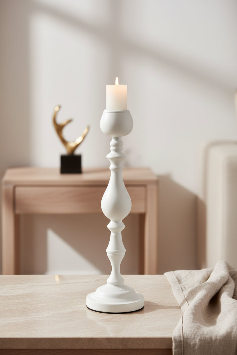 Photophore en aluminium blanc.